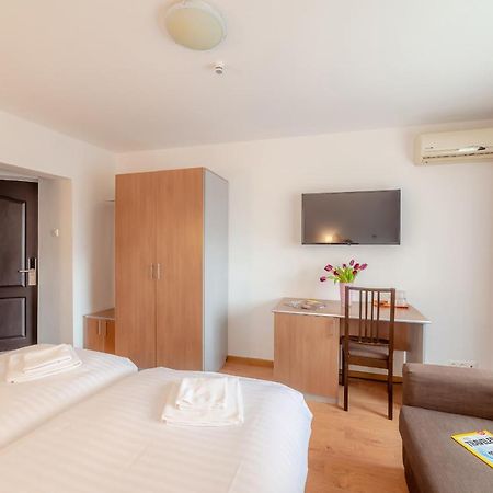 Pension Cluj Ngoại thất bức ảnh