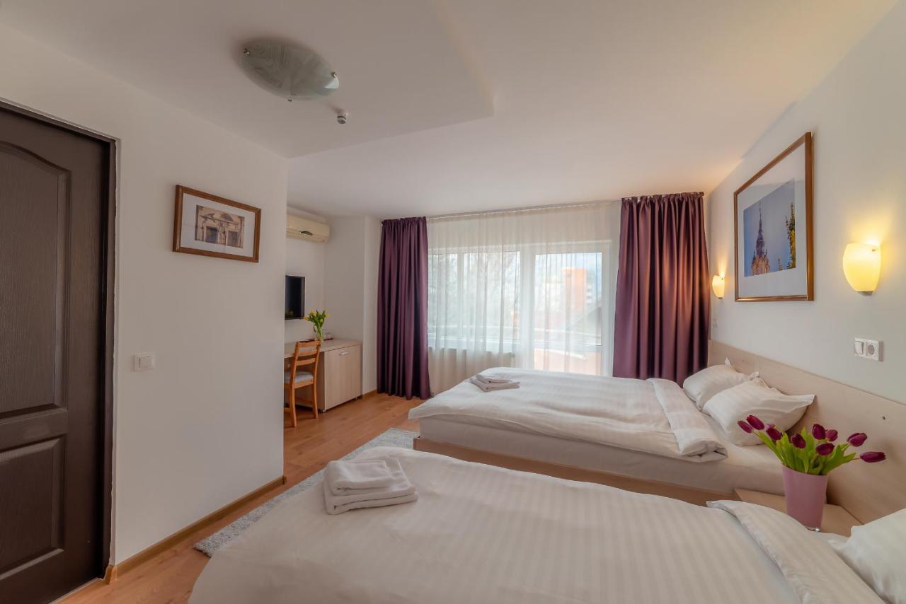 Pension Cluj Ngoại thất bức ảnh